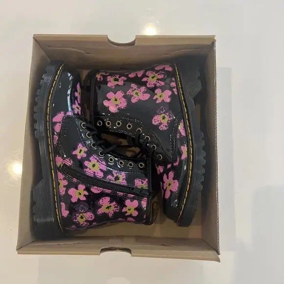 Girl's Boots Dr. Martens Pansey Fayre Boot Patent Lamper Size US 3 Black/Pink - Picture 4 of 8